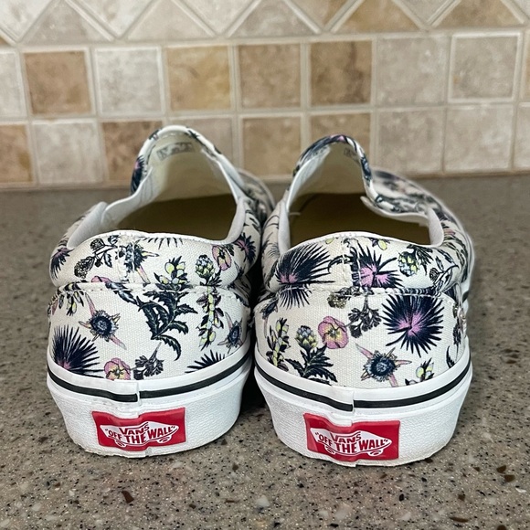 Vans Women’s Paradise Floral Classic Slip On Sneaker Size 7.5 - Picture 8 of 10